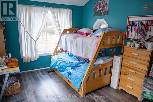 8546 Appleby Line, Milton (Nassagaweya), ON - Indoor Photo Showing Bedroom