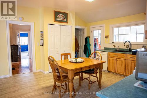 8546 Appleby Line, Milton, ON - Indoor Photo Showing Dining Room