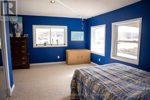 8546 Appleby Line, Milton (Nassagaweya), ON - Indoor Photo Showing Bedroom