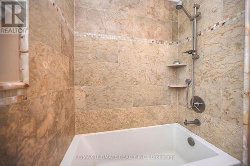 4084 Trapper Crescent, Mississauga (Erin Mills), ON - Indoor Photo Showing Bathroom