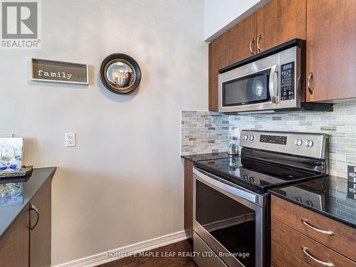 Lph02 - 2240 Lakeshore Boulevard W, Toronto (Mimico), ON - Indoor Photo Showing Kitchen