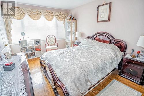 62 Chalkfarm Drive, Toronto (Downsview-Roding-Cfb), ON - Indoor Photo Showing Bedroom