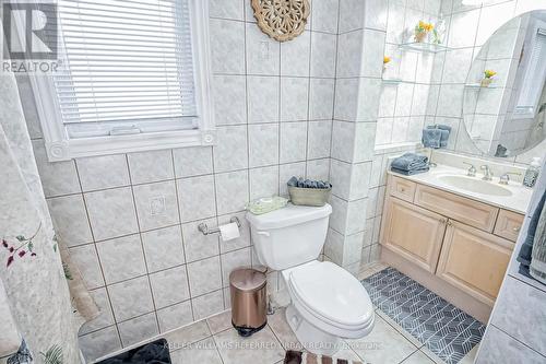 62 Chalkfarm Drive, Toronto (Downsview-Roding-Cfb), ON - Indoor Photo Showing Bathroom