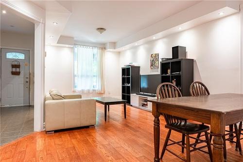 109 Gladstone Avenue, Hamilton, ON - Indoor Photo Showing Other Room