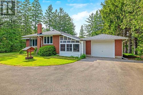 100 Fall Street N, Guelph/Eramosa, ON - Outdoor With Facade