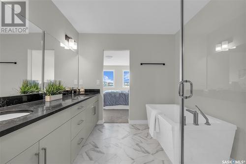 340 Leskiw Bend, Saskatoon, SK - Indoor Photo Showing Bathroom