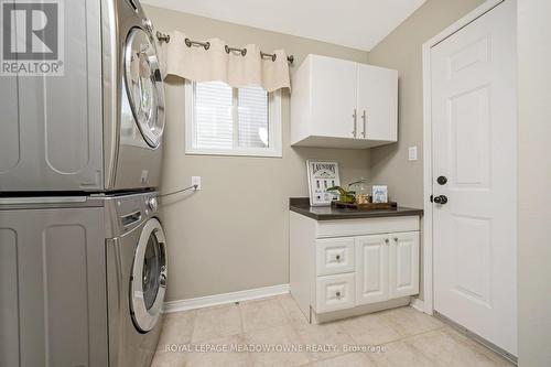 110 Pentland Road, Hamilton (Waterdown), ON - Indoor Photo Showing Laundry Room