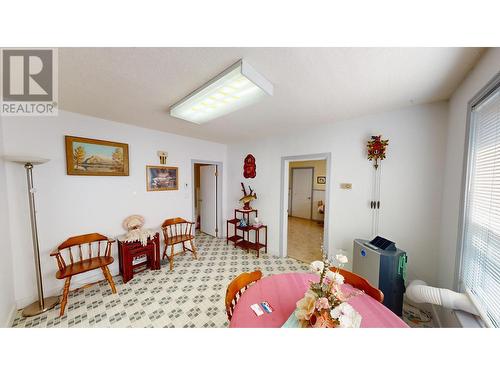 38 12Th  S Avenue, Cranbrook, BC - Indoor Photo Showing Dining Room