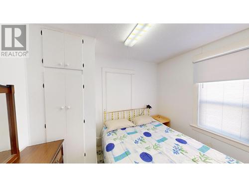 38 12Th  S Avenue, Cranbrook, BC - Indoor Photo Showing Bedroom