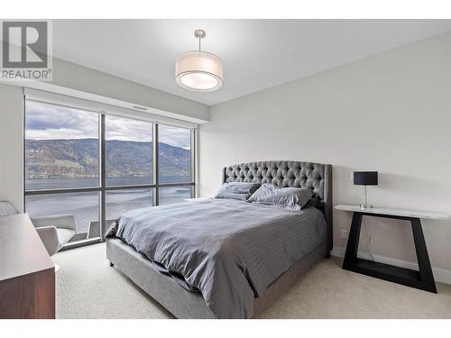 3475 Granite Close Unit# 408, Kelowna, BC - Indoor Photo Showing Bedroom