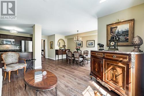 39 Tempo Way, Whitby (Brooklin), ON - Indoor Photo Showing Living Room