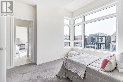 6 Sambro Lane, Whitchurch-Stouffville, ON - Indoor Photo Showing Bedroom