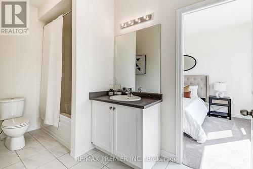 6 Sambro Lane, Whitchurch-Stouffville, ON - Indoor Photo Showing Bathroom