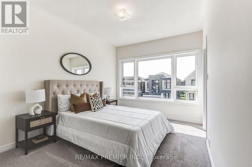 6 Sambro Lane, Whitchurch-Stouffville, ON - Indoor Photo Showing Bedroom