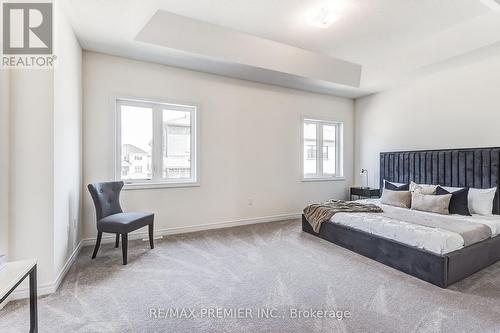 6 Sambro Lane, Whitchurch-Stouffville, ON - Indoor Photo Showing Bedroom