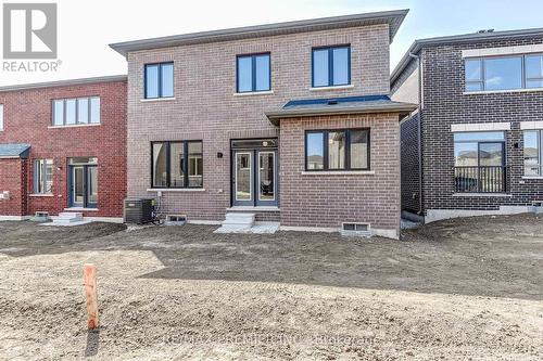 6 Sambro Lane, Whitchurch-Stouffville, ON - Outdoor