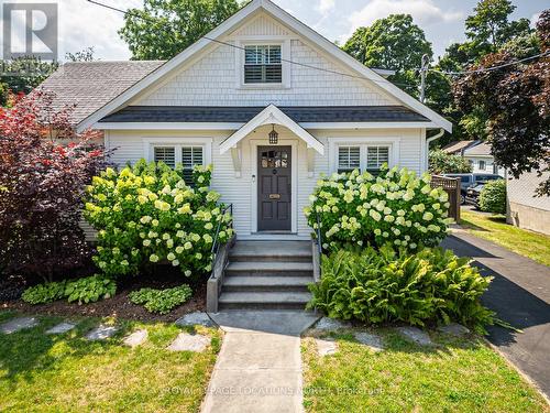 318 Maple Street, Collingwood, ON - Outdoor With Facade