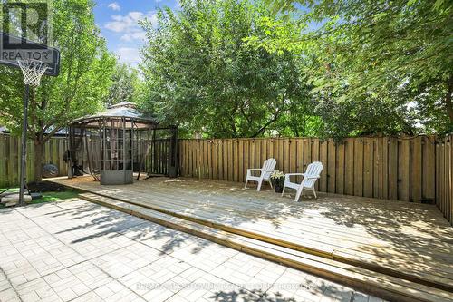 2278 Grand Oak Trail, Oakville (West Oak Trails), ON - Outdoor With Backyard