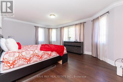 1 Casa Lane, Brampton (Vales Of Castlemore), ON - Indoor Photo Showing Bedroom