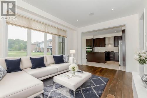 259 Bedrock Drive, Hamilton (Stoney Creek Mountain), ON - Indoor Photo Showing Living Room