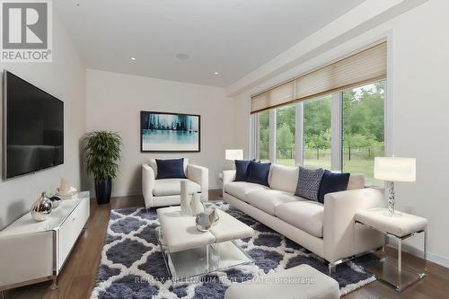 259 Bedrock Drive, Hamilton (Stoney Creek Mountain), ON - Indoor Photo Showing Living Room