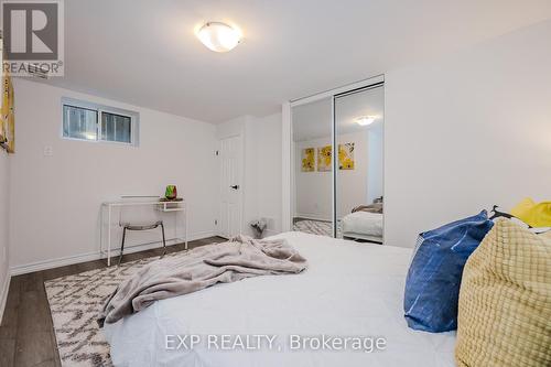 150 West 25Th Street, Hamilton (Westcliffe), ON - Indoor Photo Showing Bedroom