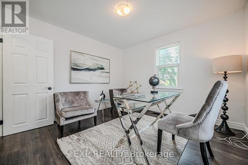 150 West 25Th Street, Hamilton (Westcliffe), ON - Indoor Photo Showing Dining Room