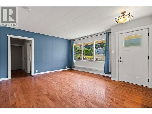 3181 8 Avenue Ne, Salmon Arm, BC - Indoor Photo Showing Other Room