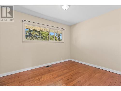 3181 8 Avenue Ne, Salmon Arm, BC - Indoor Photo Showing Other Room