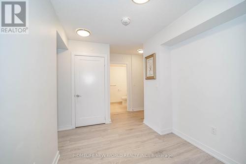 1306 - 225 Village Green Square, Toronto (Agincourt South-Malvern West), ON - Indoor Photo Showing Other Room