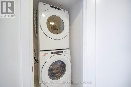 1306 - 225 Village Green Square, Toronto (Agincourt South-Malvern West), ON - Indoor Photo Showing Laundry Room