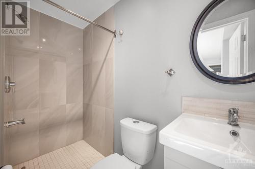 2196 Lenester Avenue, Ottawa, ON - Indoor Photo Showing Bathroom