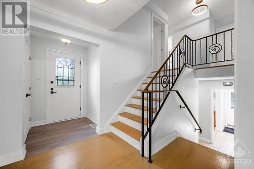 2196 Lenester Avenue, Ottawa, ON - Indoor Photo Showing Other Room