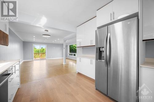 2196 Lenester Avenue, Ottawa, ON - Indoor Photo Showing Kitchen With Upgraded Kitchen