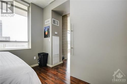 180 York Street Unit#401, Ottawa, ON - Indoor Photo Showing Bedroom