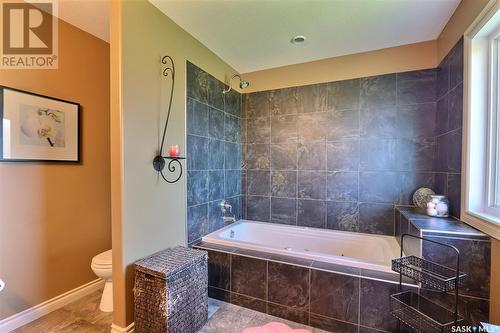 40 Guy Drive, Prince Albert, SK - Indoor Photo Showing Bathroom