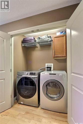 40 Guy Drive, Prince Albert, SK - Indoor Photo Showing Laundry Room