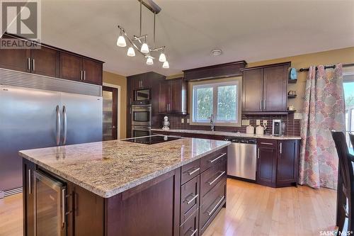 40 Guy Drive, Prince Albert, SK - Indoor Photo Showing Kitchen With Stainless Steel Kitchen With Double Sink With Upgraded Kitchen