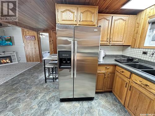 35 Lakeview Drive, Candle Lake, SK - Indoor Photo Showing Kitchen With Double Sink