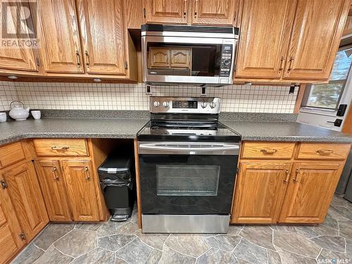 35 Lakeview Drive, Candle Lake, SK - Indoor Photo Showing Kitchen