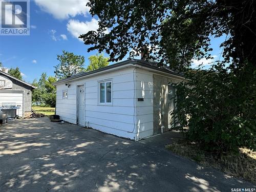 311 7Th Avenue E, Biggar, SK - Outdoor