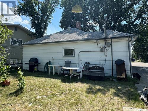 311 7Th Avenue E, Biggar, SK - Outdoor