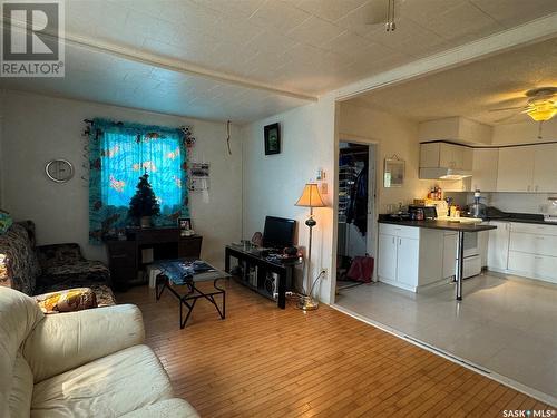 311 7Th Avenue E, Biggar, SK - Indoor