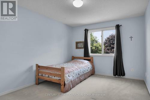 250 White Sands Drive, London, ON - Indoor Photo Showing Bedroom