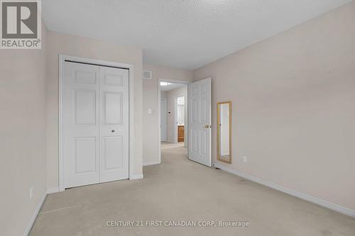 250 White Sands Drive, London, ON - Indoor Photo Showing Other Room