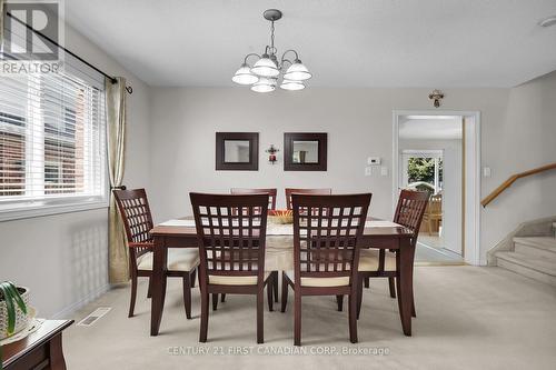 250 White Sands Drive, London, ON - Indoor Photo Showing Dining Room