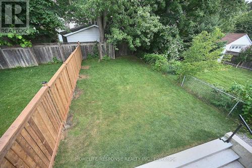 17A Pine Avenue N, Mississauga, ON - Outdoor