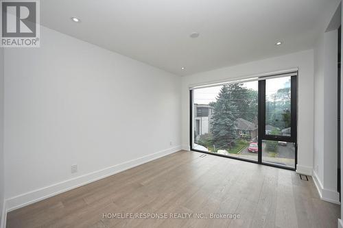 17A Pine Avenue N, Mississauga, ON - Indoor Photo Showing Other Room