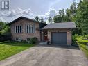 39 Greenwood Crescent, Kawartha Lakes, ON  - Outdoor With Facade 