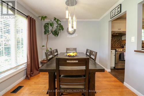 39 Greenwood Crescent, Kawartha Lakes, ON - Indoor Photo Showing Dining Room